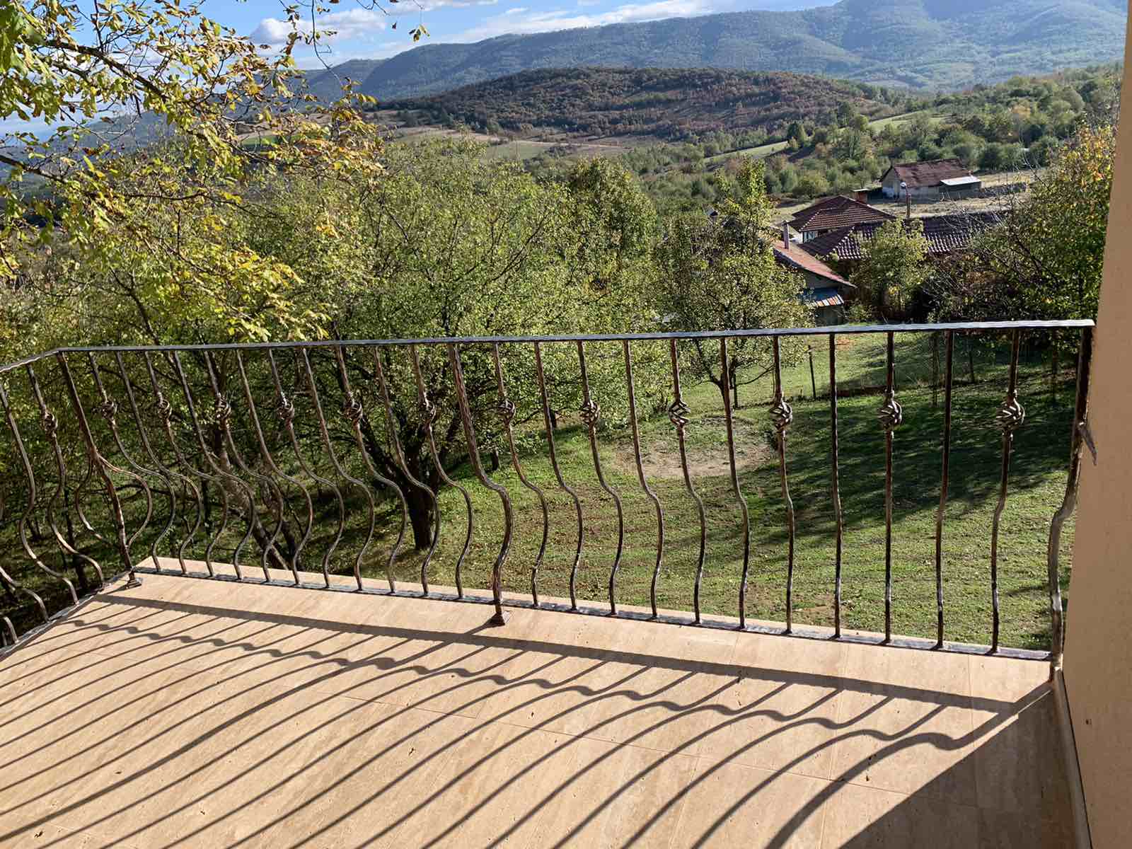 IMG-96cd14833ea7f406f0f353d1e71b8120-V