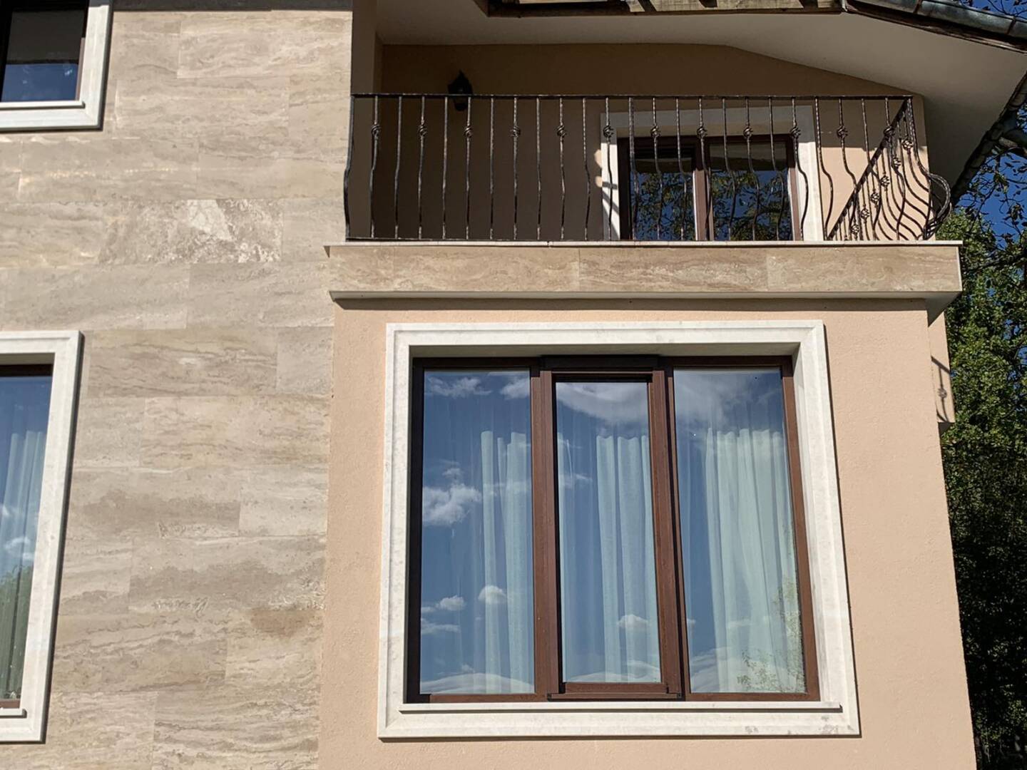 IMG-c9daccba8b810db5bc00db9193105ec2-V