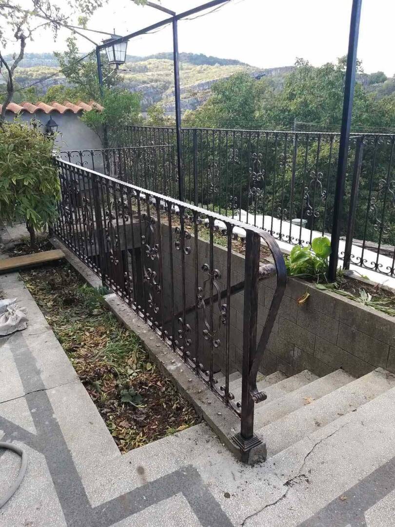 IMG-f05d59ecd48d1d18dce6a899a8d95a04-V