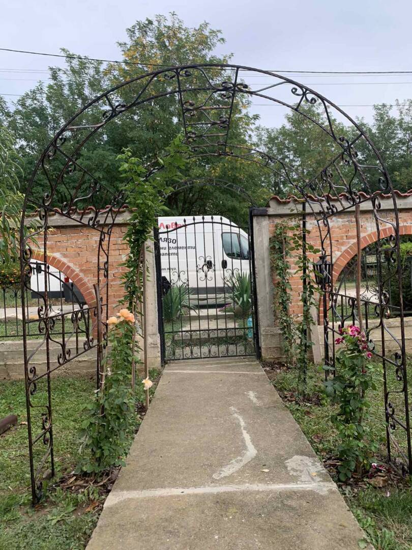 IMG-13f0dc146a5b1a7d4787c18d011adb80-V