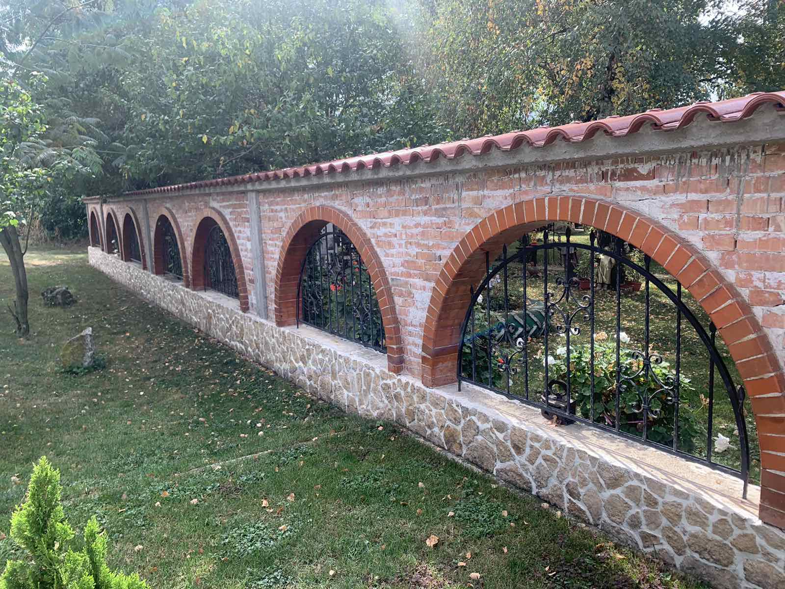 IMG-32e73f63e16045587a17964bec36fe77-V