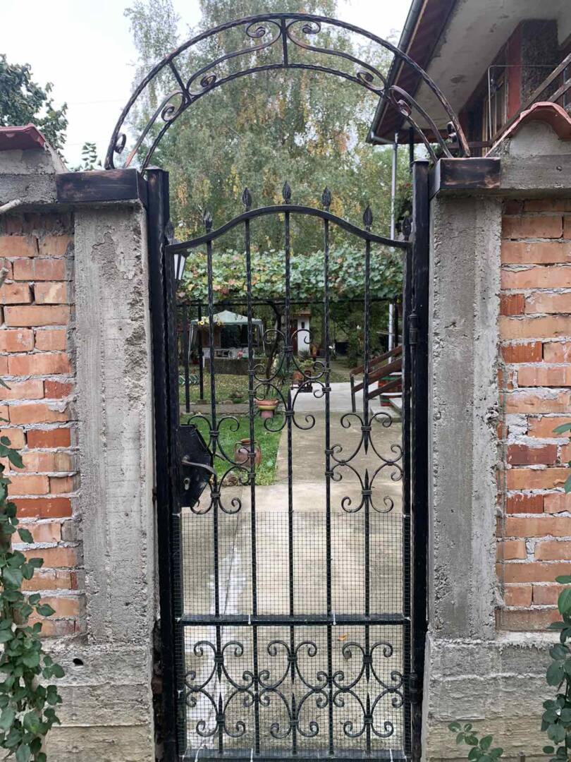 IMG-34e53612bef7cf5577f2ec6ea2c24c50-V