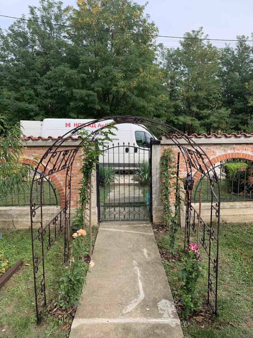 IMG-438a74d7bf9b7e7c167779ee7cc9b026-V