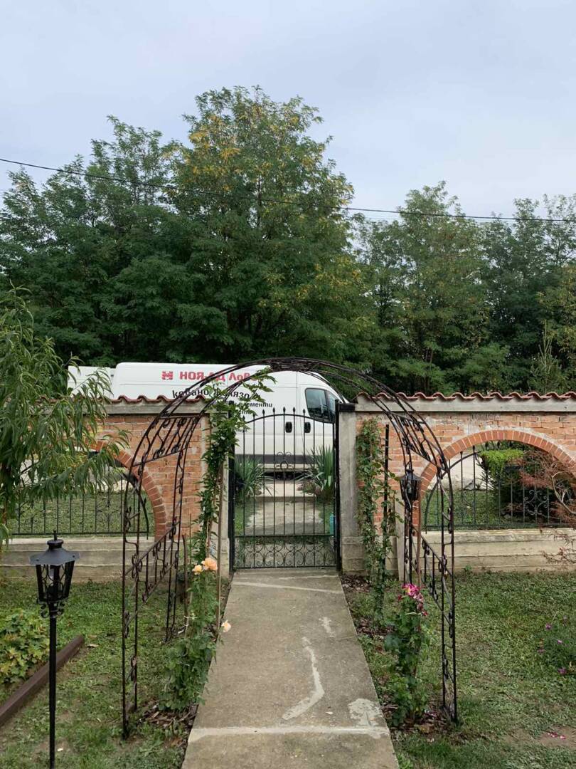 IMG-81562ef58672b3546ff7ef1cbadb82d9-V